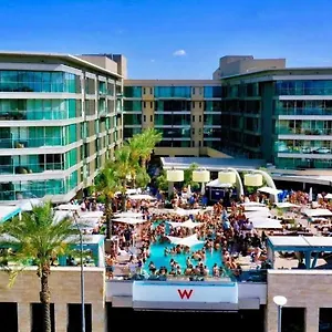 https://luxury-villa-hot-tub-walking-distance-to-it-all.scottsdalehotels.org